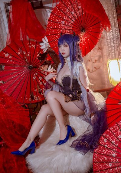 hitomi爆乳大屁股HD_超清在线播放观看