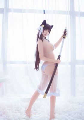 他掀开裙子舌头伸进去添在线视频_1080在线观看视频